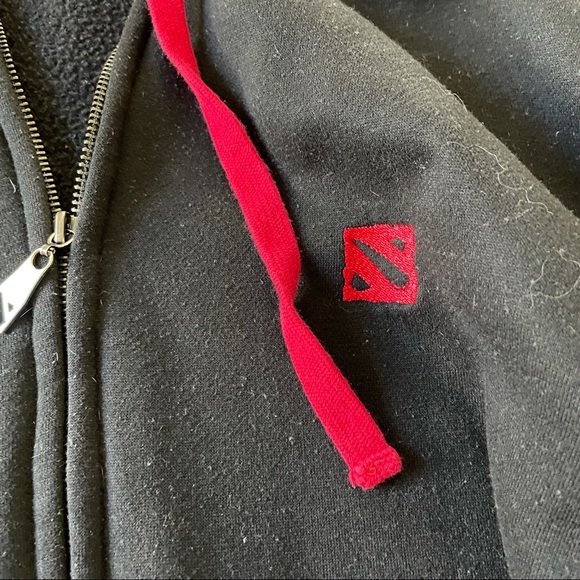 Dota2 men’s zip sweater, large. - Picture 4 of 5